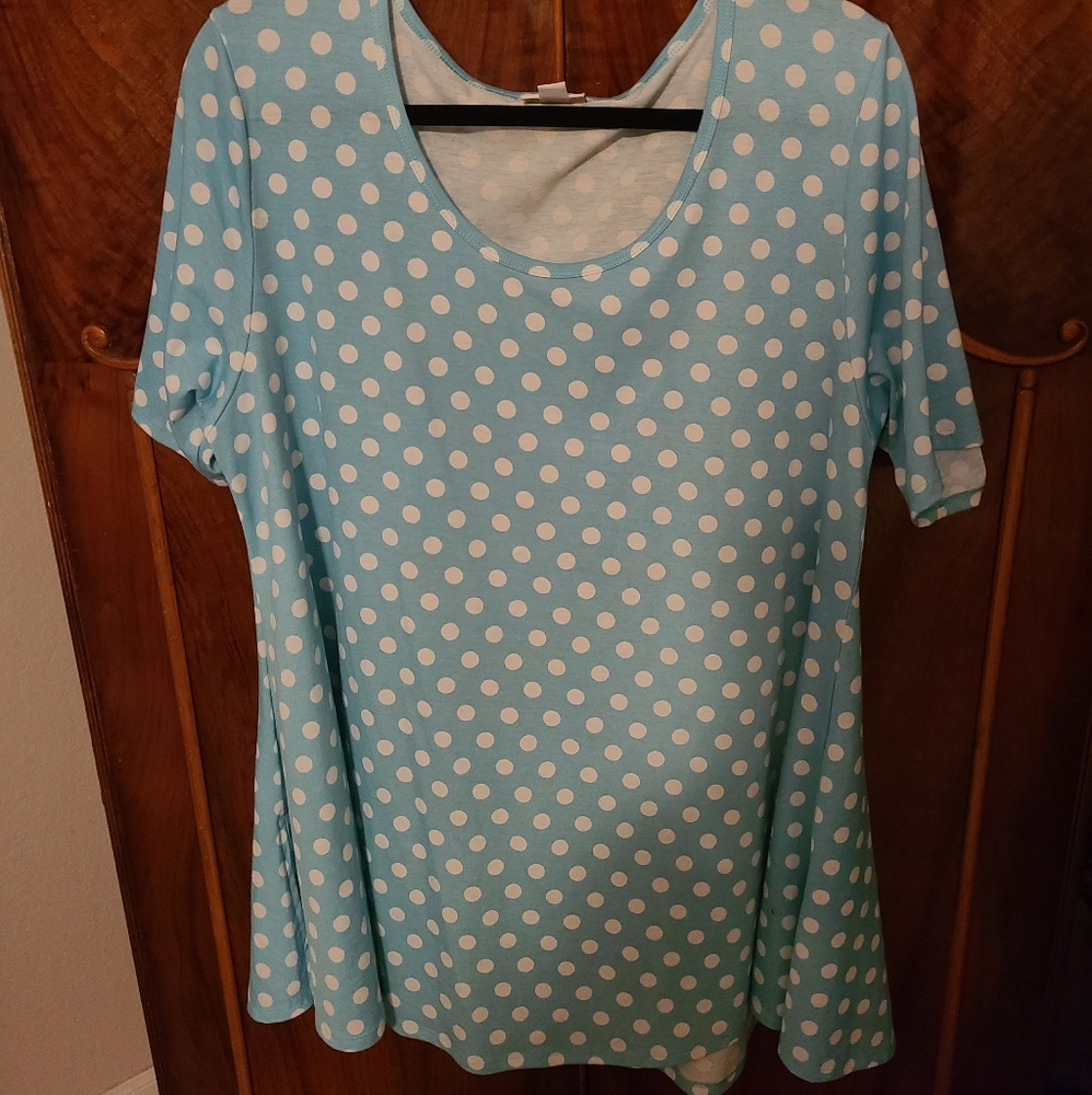 LulaRoe Perfect T